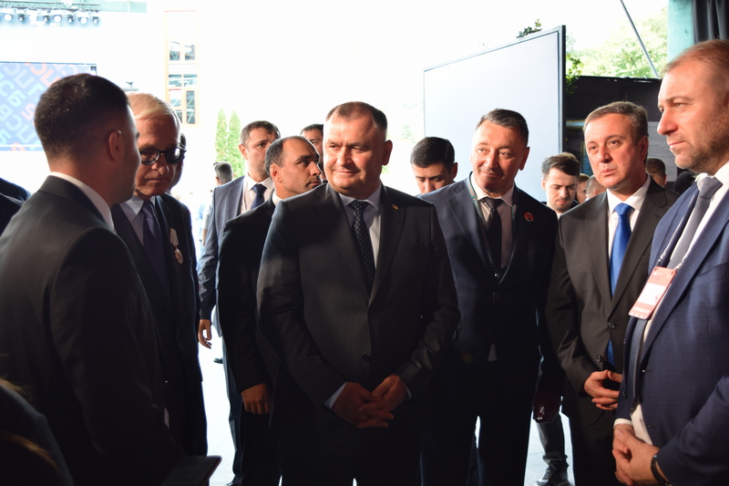 k4h5h4vc. Алан Гаглоев: «I МЭФ – свидетельство того, что Южная Осетия твердо стоит на ногах и уверенно смотрит в будущее»