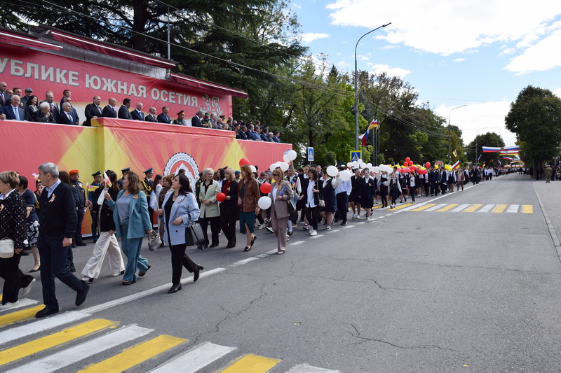 wcucsga9. Военный парад в честь празднования 35-й годовщины Республики Южная Осетия