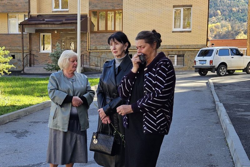 r4uso02y. Алан Гаглоев принял участие в открытии памятной доски герою СВО Ацамазу Джиоеву