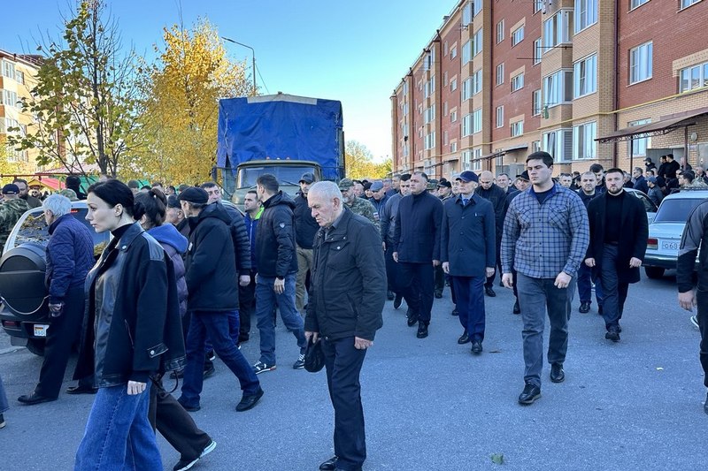 hji6fpy. Южная Осетия простилась с Вадимом Габараевым