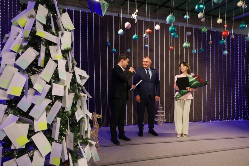 a4gu58t8. Алан Гаглоев принял участие в акции «Моя новогодняя мечта»