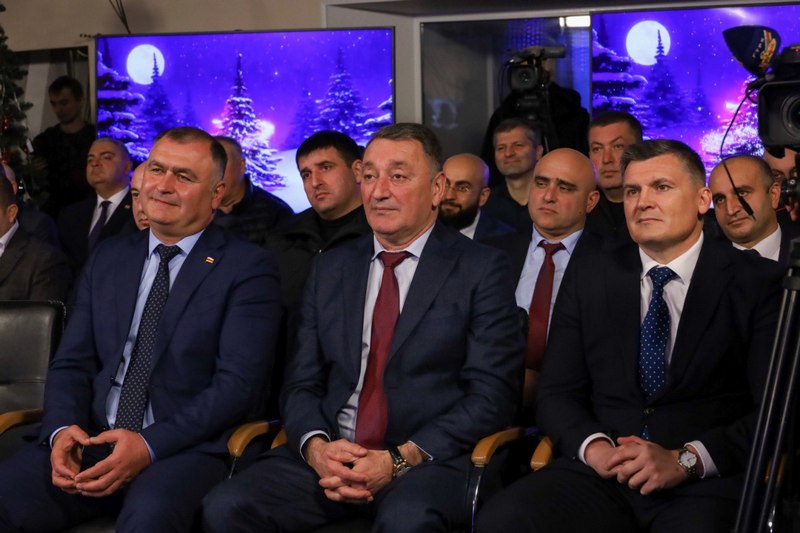 Алан Гаглоев принял участие в акции «Моя новогодняя мечта»