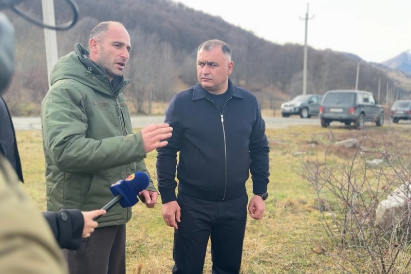 Screenshot. Алан Гаглоев ознакомился с ходом работ по газификации Квайсы⠀