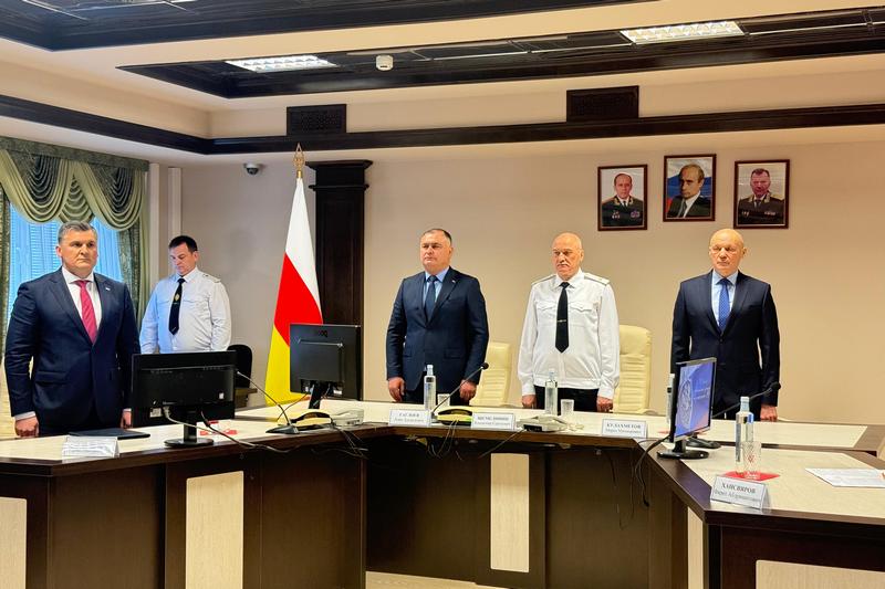 Алан Гаглоев российским пограничникам: «Вы являетесь надежным щитом границ нашей страны, обеспечивая безопасность, стабильность и мирную жизнь граждан»