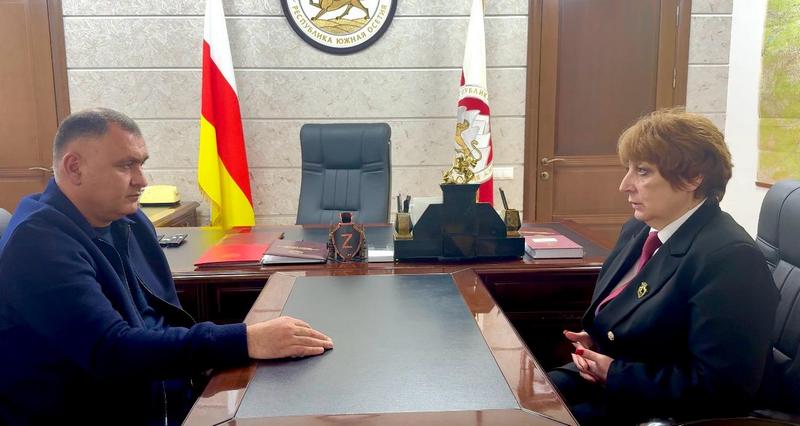 Встреча с Уполномоченным по правам ребенка при Президенте Аэлитой Джиоевой