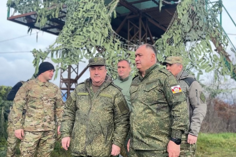 Screenshot. Алан Гаглоев проверил ремонт дороги в селе Уиста (Цнелис) Знаурского района