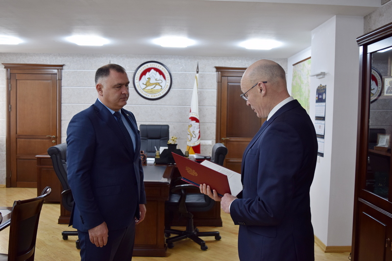 Руководство Российской Федерации поздравило Алана Гаглоева с Днем рождения