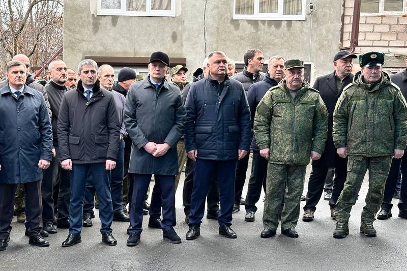 Южная Осетия простилась с Ацамазом Бураевым