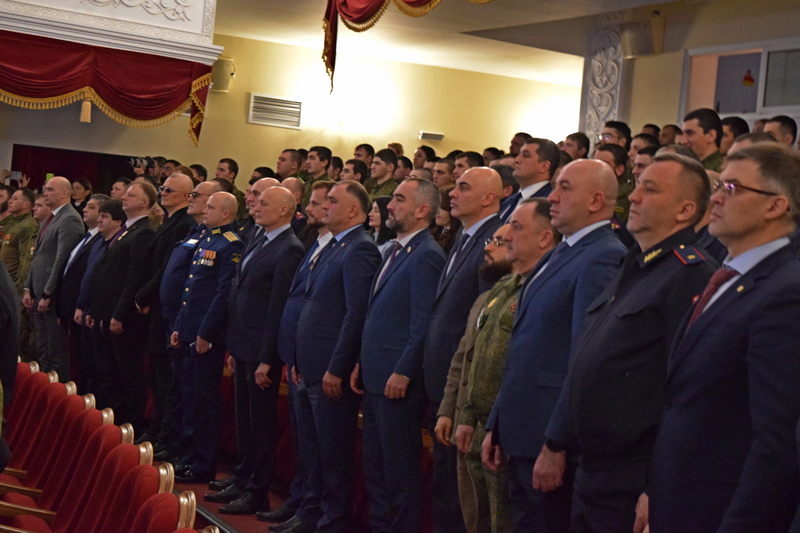 jze320ri. Алан Гаглоев принял участие в открытии Международного молодежного форума «Знание. Герои»