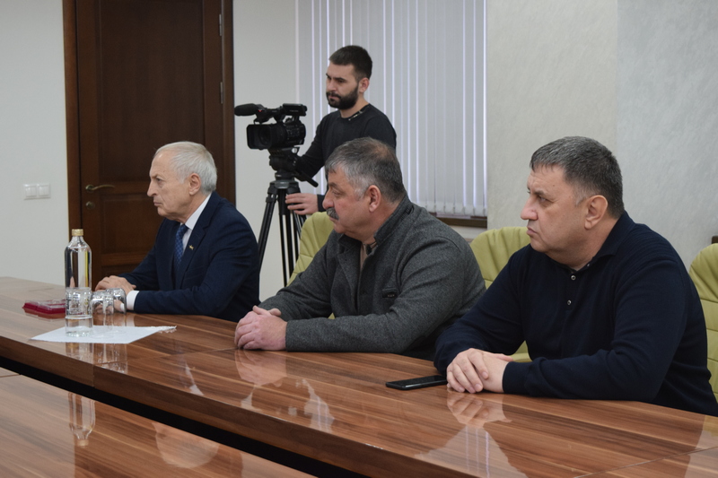 76gj6s4a. Встреча с представителями Международного общественного движения «Высший Совет осетин»