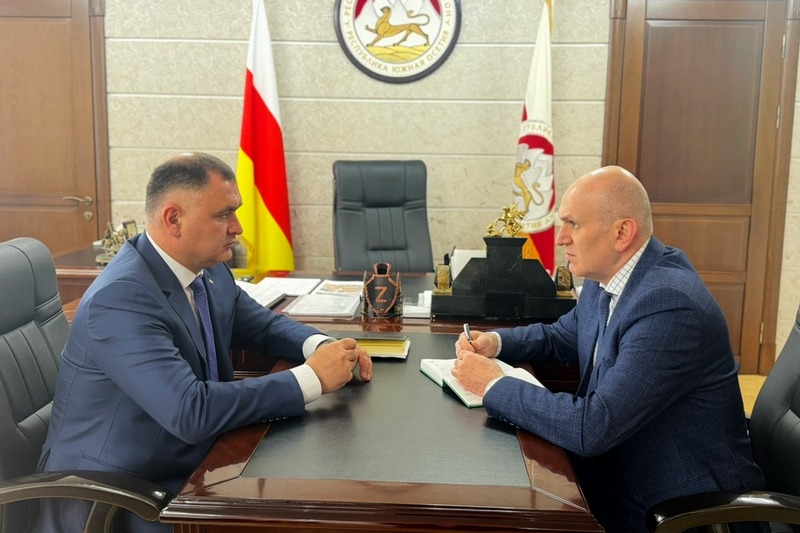 Встреча с Министром иностранных дел Ахсаром Джиоевым