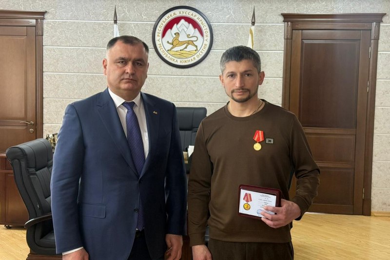 Встреча с участником специальной военной операции Аланом Хабаловым