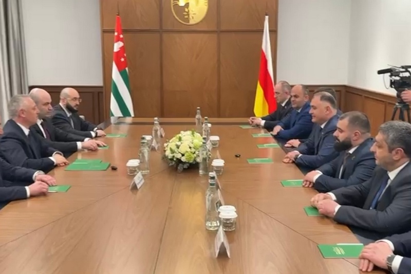 Встреча с Президентом Республики Абхазия Бадрой Гунба