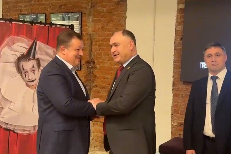 Алан Гаглоев посетил в Москве показ спектакля «Черная бурка»