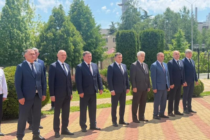 2u050z1u. Алан Гаглоев: «Служба пограничников требует высокой ответственности, мужества и выдержки»