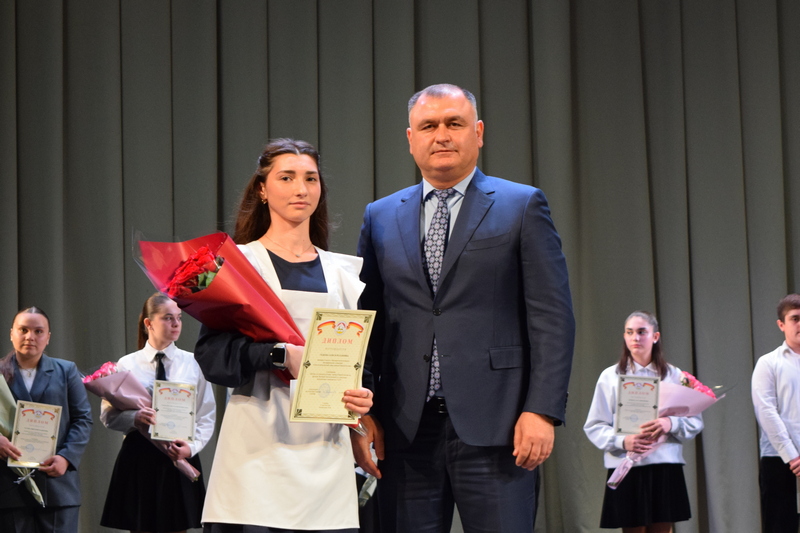 829xt9fj. Алан Гаглоев: «За каждым сочинением – уважение к подвигу старших поколений и желание сохранить память о героях своего народа»