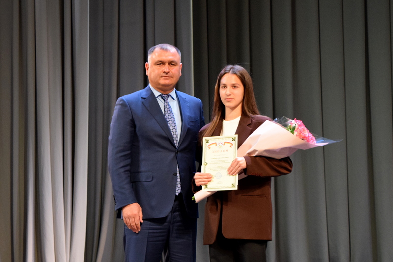 98ouashy. Алан Гаглоев: «За каждым сочинением – уважение к подвигу старших поколений и желание сохранить память о героях своего народа»