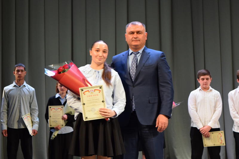 wll_28ol. Алан Гаглоев: «За каждым сочинением – уважение к подвигу старших поколений и желание сохранить память о героях своего народа»