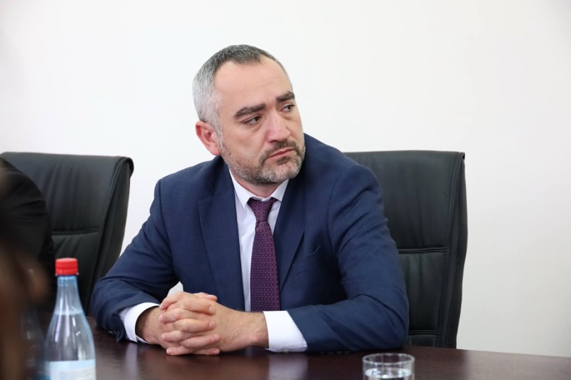 51aiylk. Встреча с депутатами Парламента