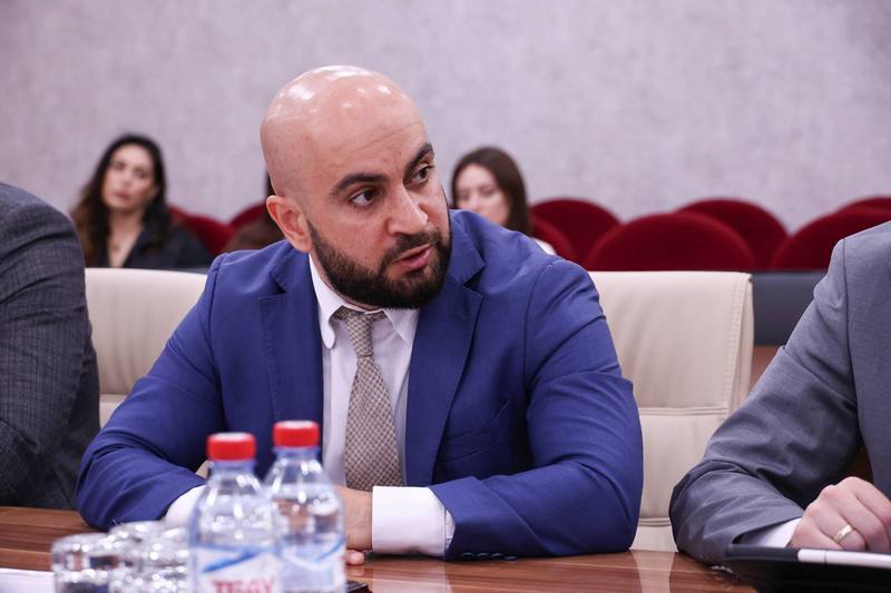 rq_4e4sh. Марат Камболов провел совещание Правительства