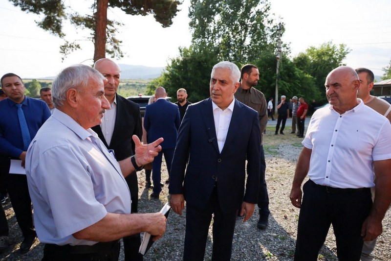 0k32padp. Рабочая поездка в село Дменис Цхинвальского района