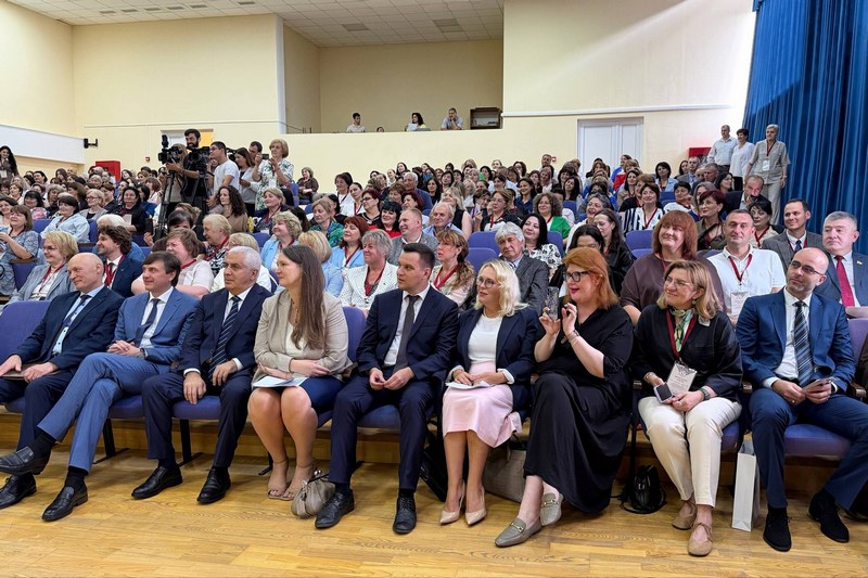 iyqnlc72. Марат Камболов принял участие в Республиканском педагогическом совете