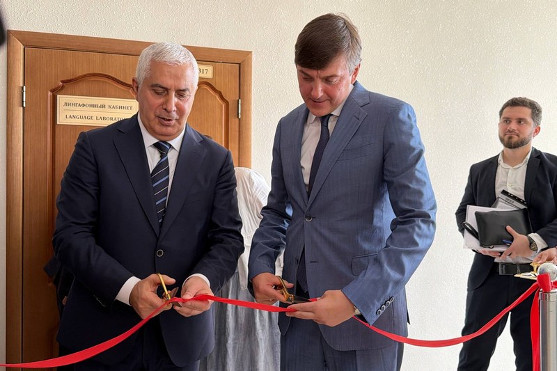 kkfj5prx. Марат Камболов принял участие в Республиканском педагогическом совете