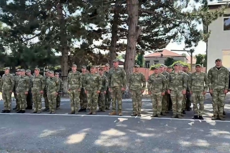 Screenshot. Марат Камболов встретился с личным составом ОМОН