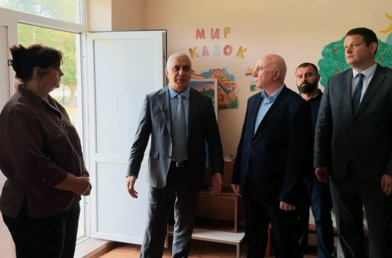 Screenshot. Марат Камболов поручил провести экспертизу здания детского сада в селе Цинагар