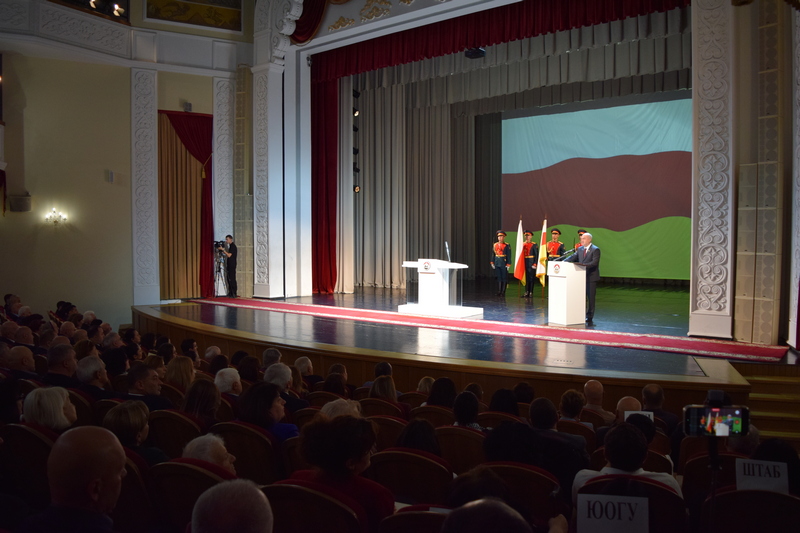 hdmyxxm. Церемония инаугурации Президента Республики Южная Осетия Марата Камболова