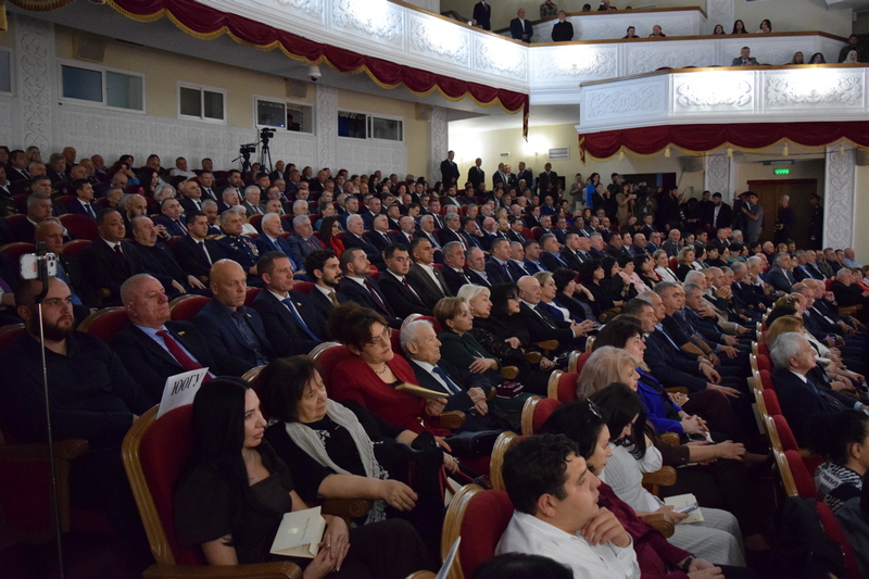 ohtdmhrn. Церемония инаугурации Президента Республики Южная Осетия Марата Камболова